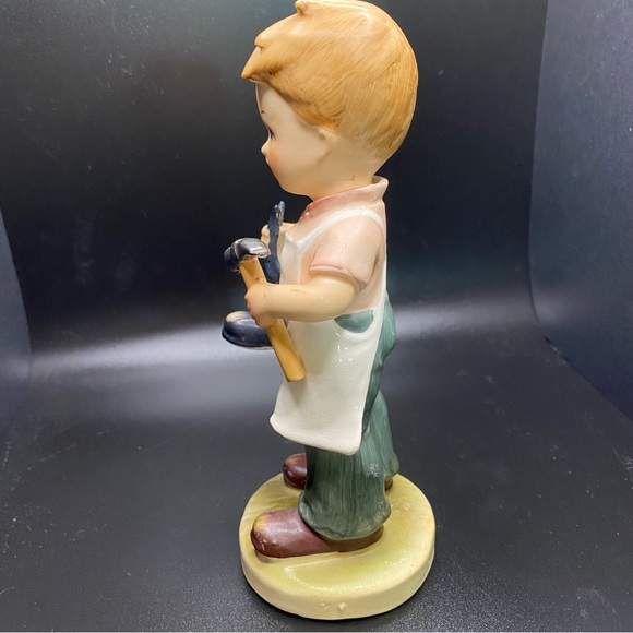 Vintage Rare Little Boy Shoe Cobbler Collectible Figurine - Picture 3 of 8